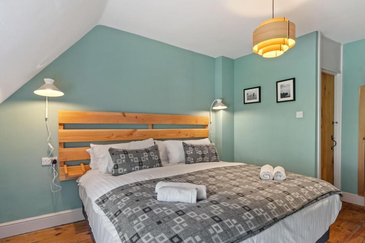 Teacher'S Cottage Оксуич Екстериор снимка